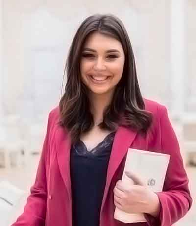 客户服务总监照片